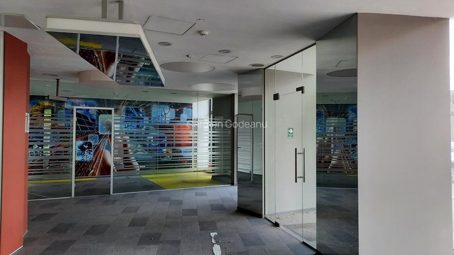 Spatiu comercial de inchiriat zona Stirbei Voda, Bucuresti 155 mp