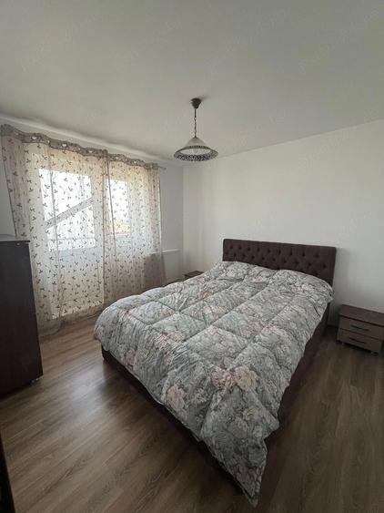 Apartament 3 camere decomandat Turceni - 2