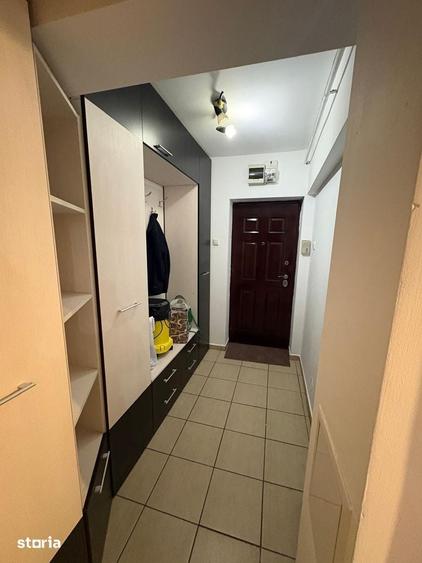 2 cam d 54 mp zona podul de fier la strada etaj 1/4 renovat 450 eur - 12