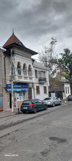 Apartament cu 2 camere semidecomandat în Rahova
