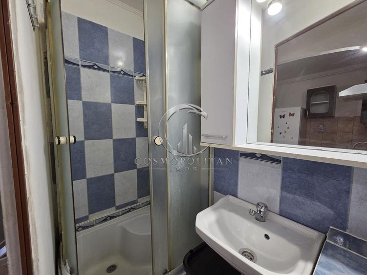 Garsonieră în Micro 5