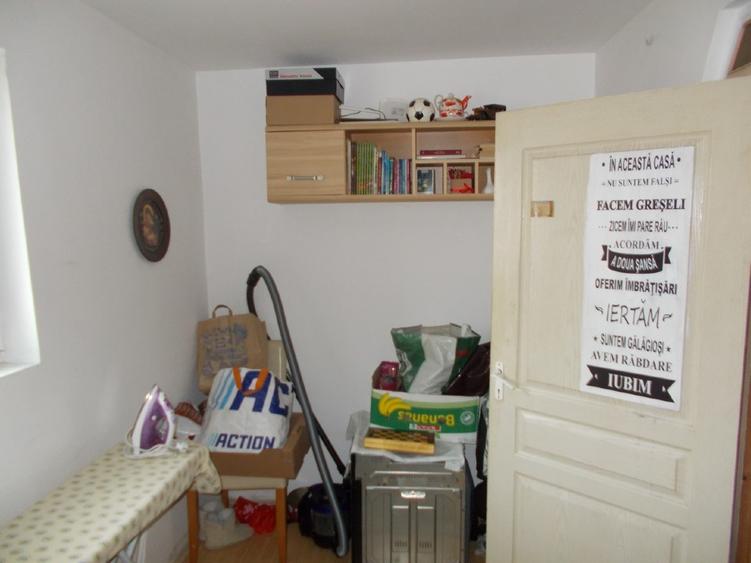 Casa la pret de apartament, Timisoara, zona Crisan, 3 camere - 4