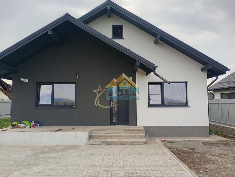 Casă nouă în cartier Izvor, Tărlungeni, 4 camere, pe un singur nivel - 1