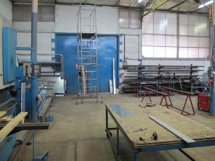 Hala si birouri 700 mp Militari -Turbomecanica - 2