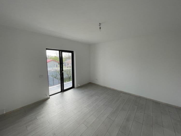 Casa noua P+1 cu teren de 330mp si toate utilitatile la Braniste/Podari - 9