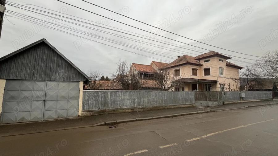 Vand casa schimb cu apartment - 1