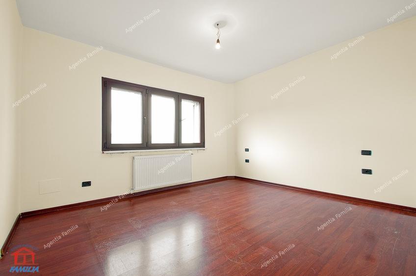 Apartament 3 camere dec in Galati Micro 21 vedere la Dunare langa turn - 9