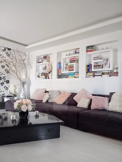 Apartament de vanzare, cu 3 camere zona Braytim la curte