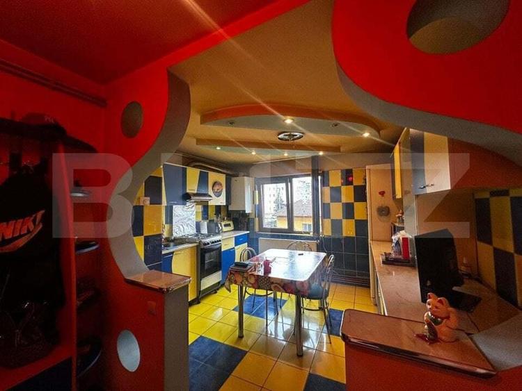 Apartament 3 camere, 68 mp, etaj 1, zona 9 Mai - 4