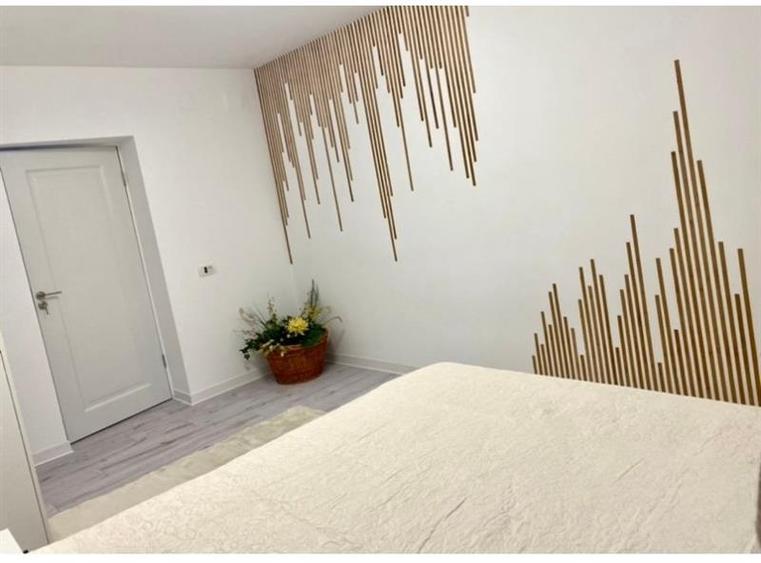 Decomandat, mobilat și utilat modern - 13