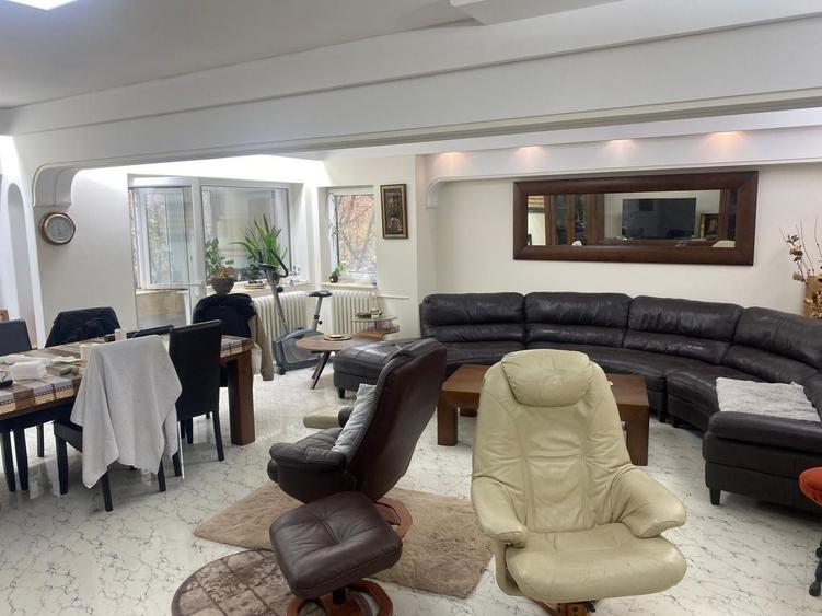 Apartament 4 camere (fost 5) Blv. Unirii (La fântâni), 110 mp - 1