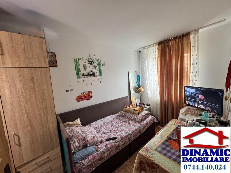 Apartament 3 camere – Str. Viforului, etajul 2, poziționat semi-central - 3