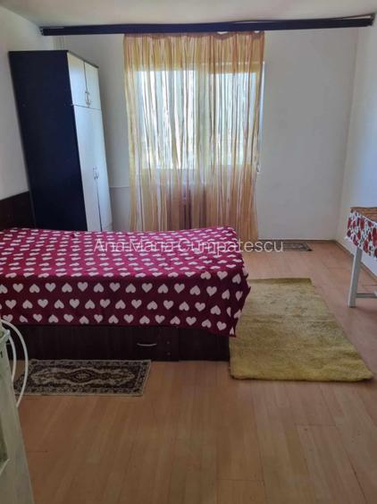Închiriem garsonieră zona   far mobilată utilată 22 mp