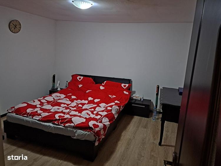 Teren ?i casa Militari Apusului - 8