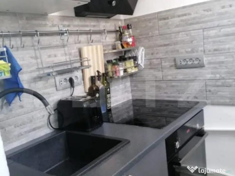 Apartament de vanzare, cu 2 camere, 29 mp, zona Dacia - 7
