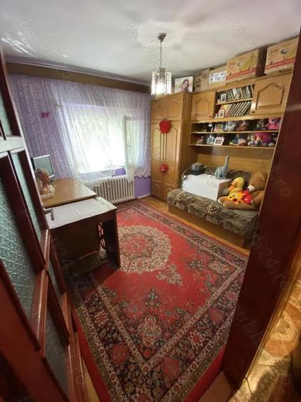 Apartament de vanzare - 5