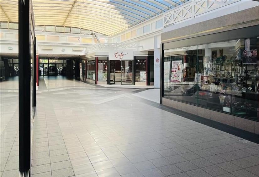 Inchiriere Spatii Comerciale de la 37 mp - 14