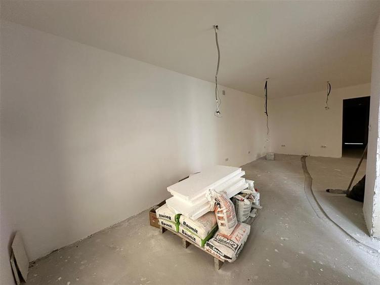 Casa individuala 4 camere terasa garaj curte 500mp Sura Mare - 3