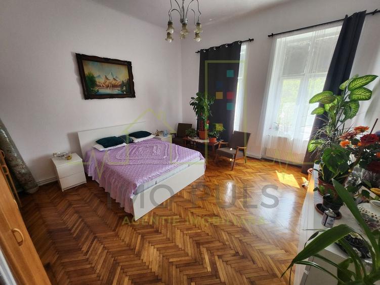 Centrala termica Proprie. Mobilat si utilat. Etaj 1. - 1