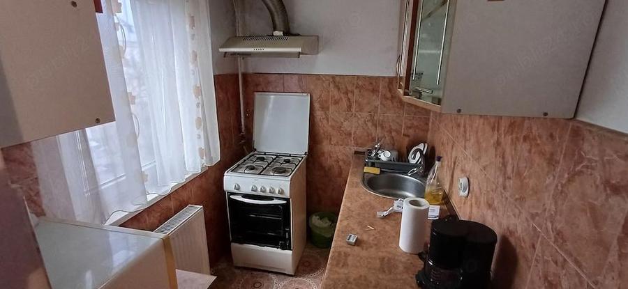 Garsoniera in rate la notar 10 mii avans - 1