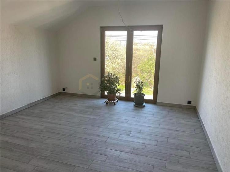 RONAT - Casa Individuala - 6 cam - 3 bai - Piscina - Terasa - Garaj 56mp - Panou - 9