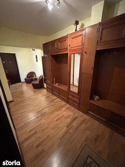 De inchiriat apartament cu 3 camere ultracentral, spatios, 350 euro - 5