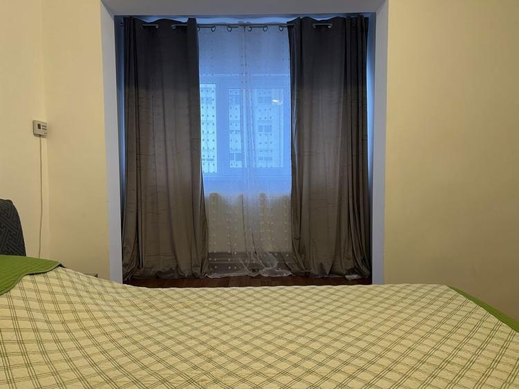 Inchiriez apartament 2 camere - 1