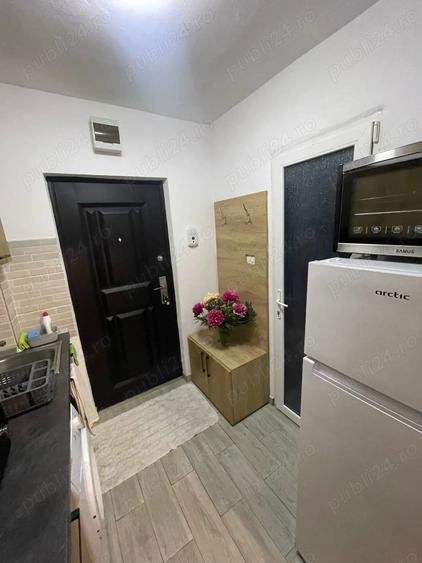 Garsoniera moderna renovata-zona UTA 200 euro - 5