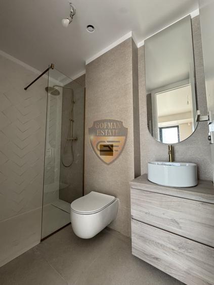 Apartament cu 2 camere decomandat în Olimp