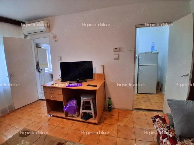 Garsoniera cu bucatarie- Centrala proprie- Clima- Calea Buziasului- 37.500 euro negociabil - 1