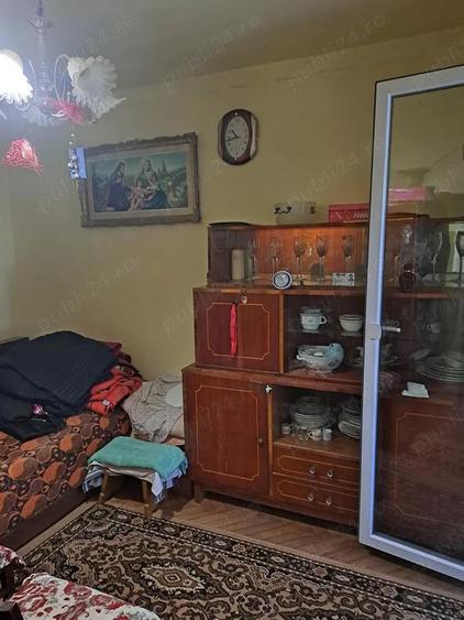 Apartament 3 camere de vanzare , Oituz M15 , et. 1 , 55.000 euro neg - 4