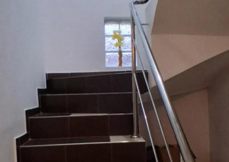 Casa spa?ioasa cu teren generos Valea Calugareasca - 12