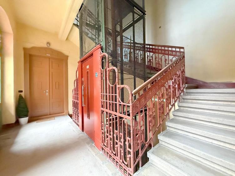 Apartament spațios 4 camere,  Piata Victoriei - 21