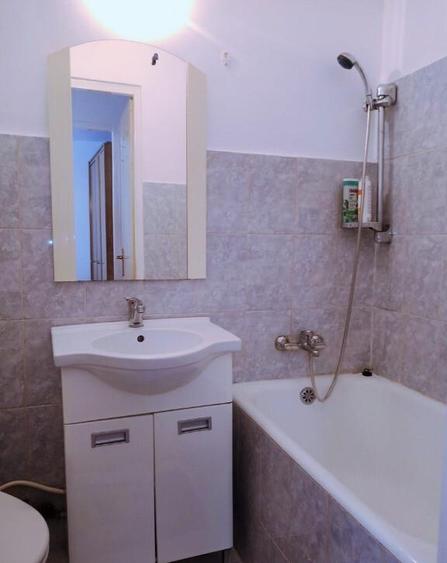 Garsoniera de inchiriat la etajul 4, Central zona Intim Arad - 3