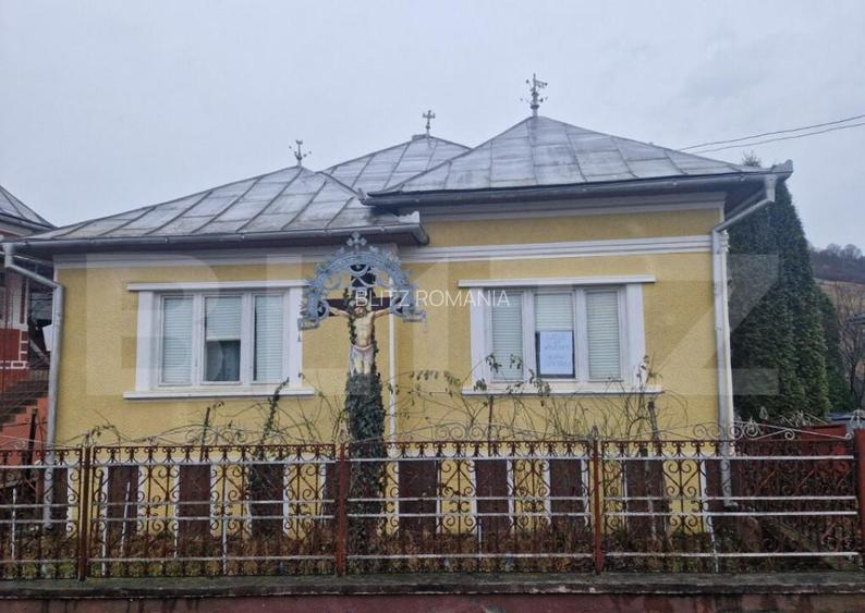 Casa de vanzare, 3 camere, 80 mp, comuna Spermezeu