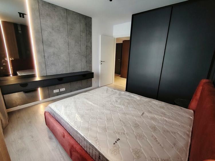 Zona Pădurii Băneasa:Apartament 3 Camere - 4