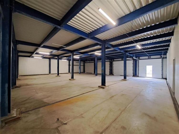 Hala de 400 mp utili, 4 porti acces, situata in Luna de Sus! - 3