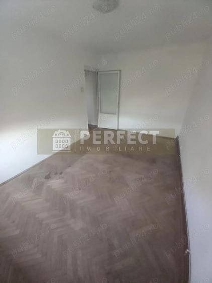 Ap.3 camere DECOMANDAT,Vest, etajul 4, Pret 72000 euro - 9