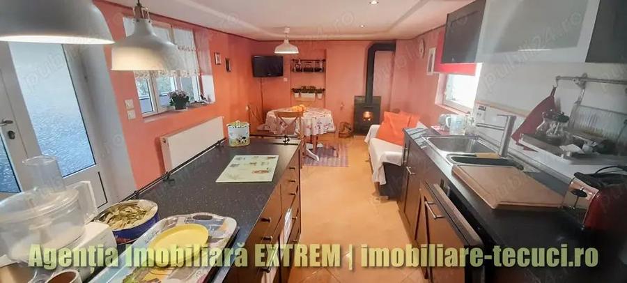 Vila cu 8 camere si 700 mp in com. Matca, jud. Galati - 11