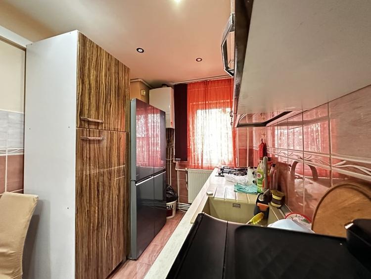 Apartament 3 camere Deco Sub-Stadion 2 Bai Balcon Etaj 2 Finisat Mobilat Utilat - 17