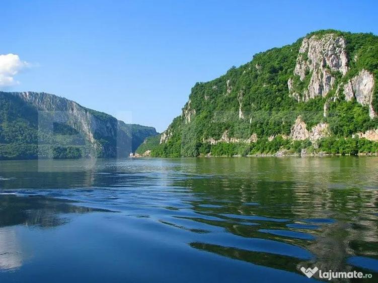 Teren intravilan, 3500 mp, Eselnita - 1