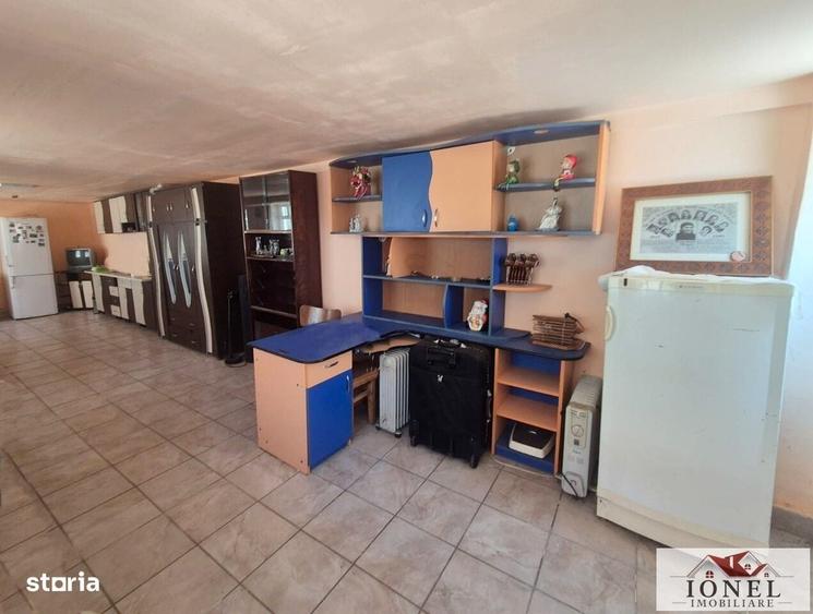 Casă cu 3 camere în Cricău