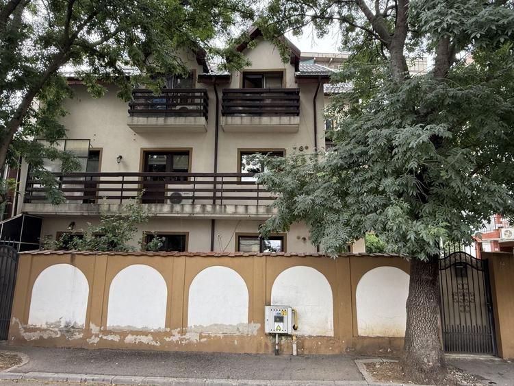 Apartament 2 camere în vila P+2+M construcție 2017+ curte interioară - 25