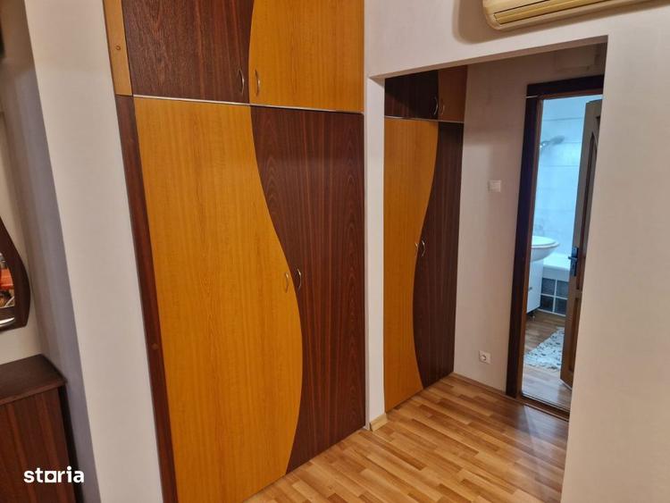 Apartament cu 2 camere decomandat, mobilat în Central