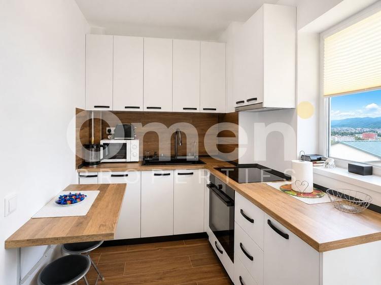 Apartament cu 2 camere decomandat, mobilat în Central