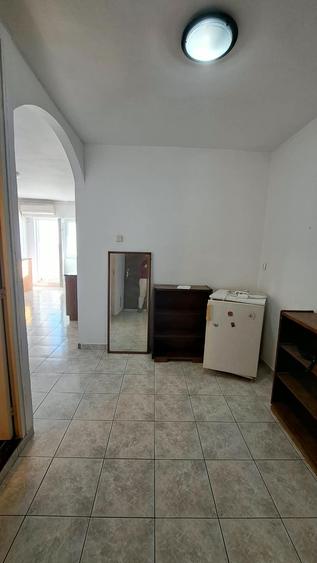 Apartament cu 2 camere semidecomandat, mobilat în Timpuri Noi
