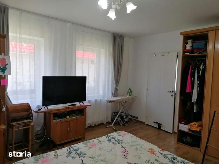 Casă cu 1 camere cu Teren 868 Mp în Arpașu de Jos