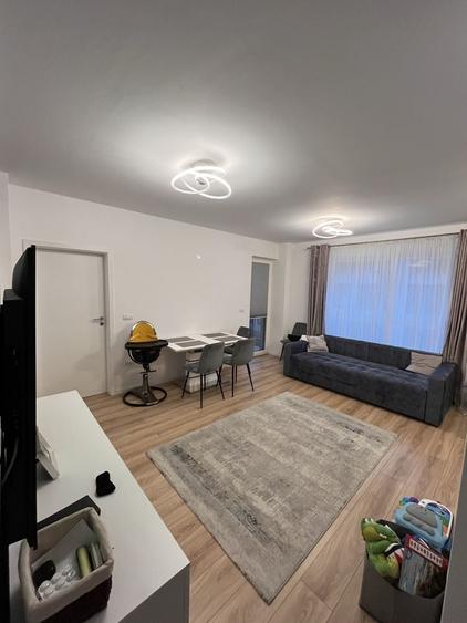 Apartament cu 2 camere în Florești