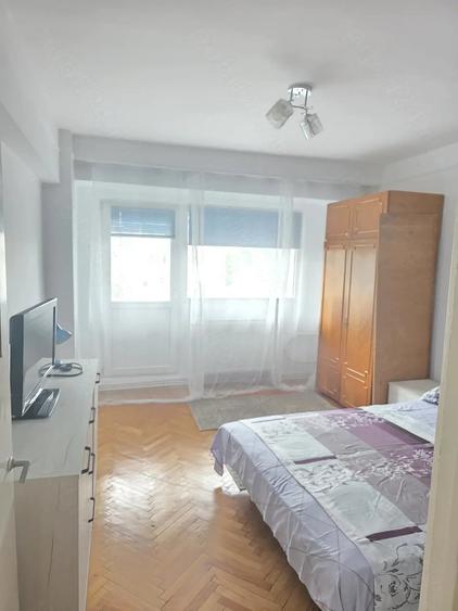 Apartament cu 2 camere decomandat în Buzaului