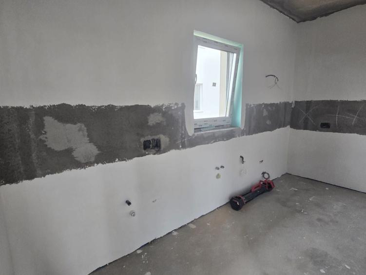 Duplex cu 3 camere cu Canalizare în Moșnița Nouă